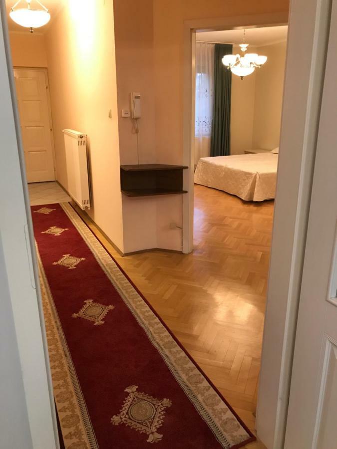 Gabor Pal 1 Apartman 2 Szoba Dunafoldvar Екстер'єр фото