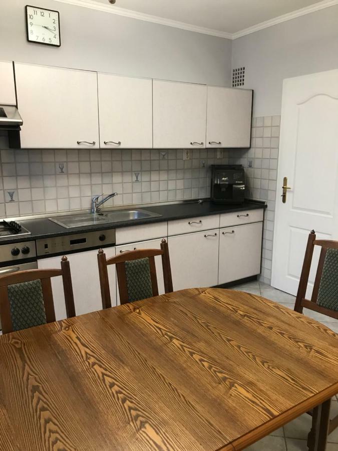 Gabor Pal 1 Apartman 2 Szoba Dunafoldvar Екстер'єр фото